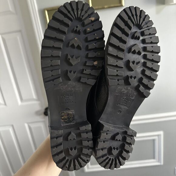 Schutz Chunky Lug Sole Loafer Women's Size 7.5 B Black Leather Gunmetal Chain - Picture 3 of 7